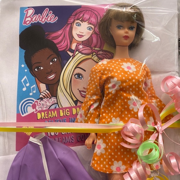 Your Barbie Headquarters! Leave a comment or request below! - Picture 12 of 13